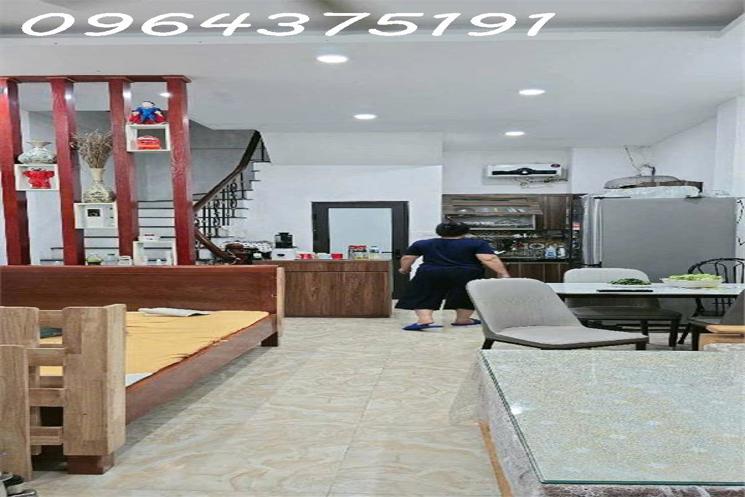 DUY NHẤT MỘT CĂN PHÚC LỢI  - GIÁ SIÊU MỀM - 40M2 - 5 TẦNG - 3 NGỦ - DÂN XÂY VF3 ĐÕ CỬA