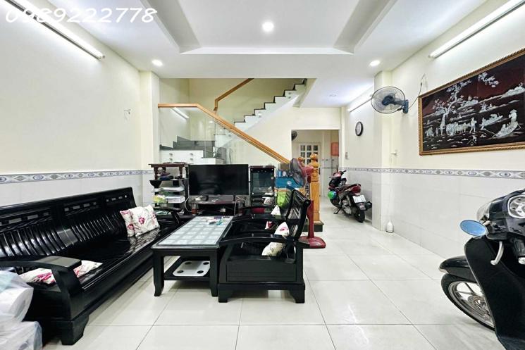BÁN NHÀ CÔ BẮC KHU PHAN XÍCH LONG- 4 TẦNG - DT 4.5x10 A4 NỞ HẬU 6.8M - 1 CĂN RA XE TẢI - 2 MẶT