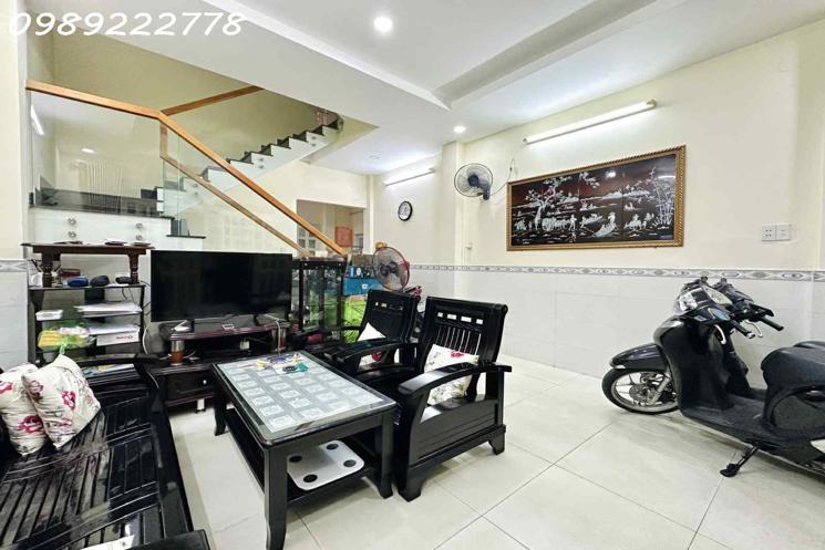 BÁN NHÀ CÔ BẮC KHU PHAN XÍCH LONG- 4 TẦNG - DT 4.5x10 A4 NỞ HẬU 6.8M - 1 CĂN RA XE TẢI - 2 MẶT