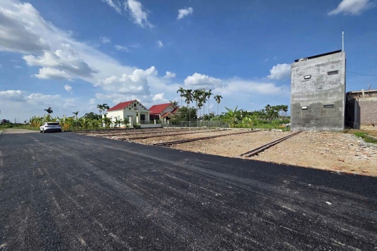 1.1x tỷ 80m2 Đoàn Kết Minh Tân Kiến Thụy Zalo 0567222555