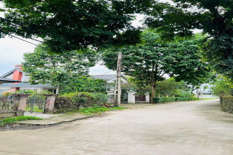 – BÁN NHANH LÔ ĐẤT TRONG KHU NGHỈ DƯỠNG ĐỒI HÀU – CƯ YÊN, LƯƠNG SƠN - HÒA BINH