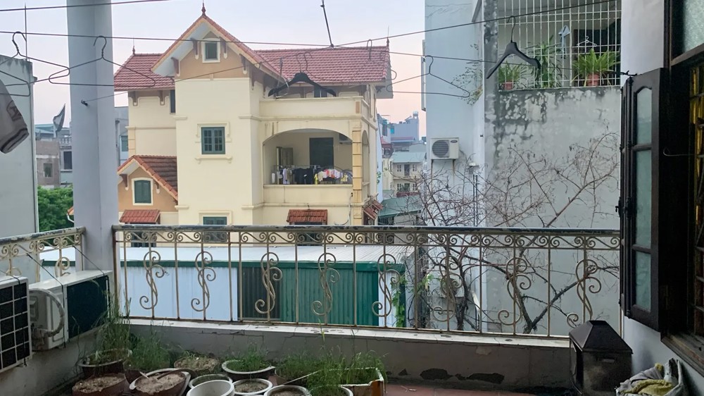 NHÀ MỚI Ở LUÔN Phố Tư Đìnnh 100m2 X 3 Tầng mặt tiền 5m, 11.5 Tỷ Long Biên