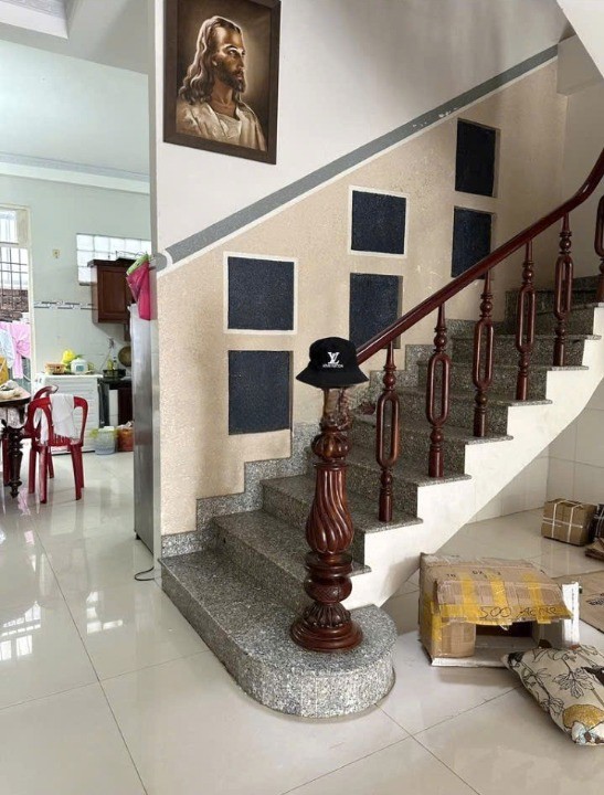 Nhà mặt tiền kinh doanh Phạm Hùng gần siêu thị Satra