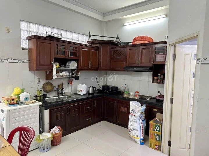 Nhà mặt tiền kinh doanh Phạm Hùng gần siêu thị Satra