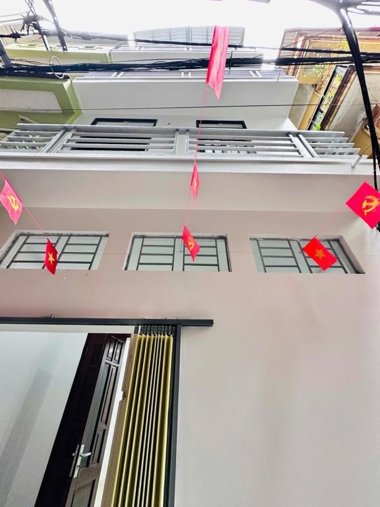 Bán nhà mới Liên Mạc 40m2, 5T, mặt tiền 4m, ô tô tránh đỗ cửa, giá 6 tỷ