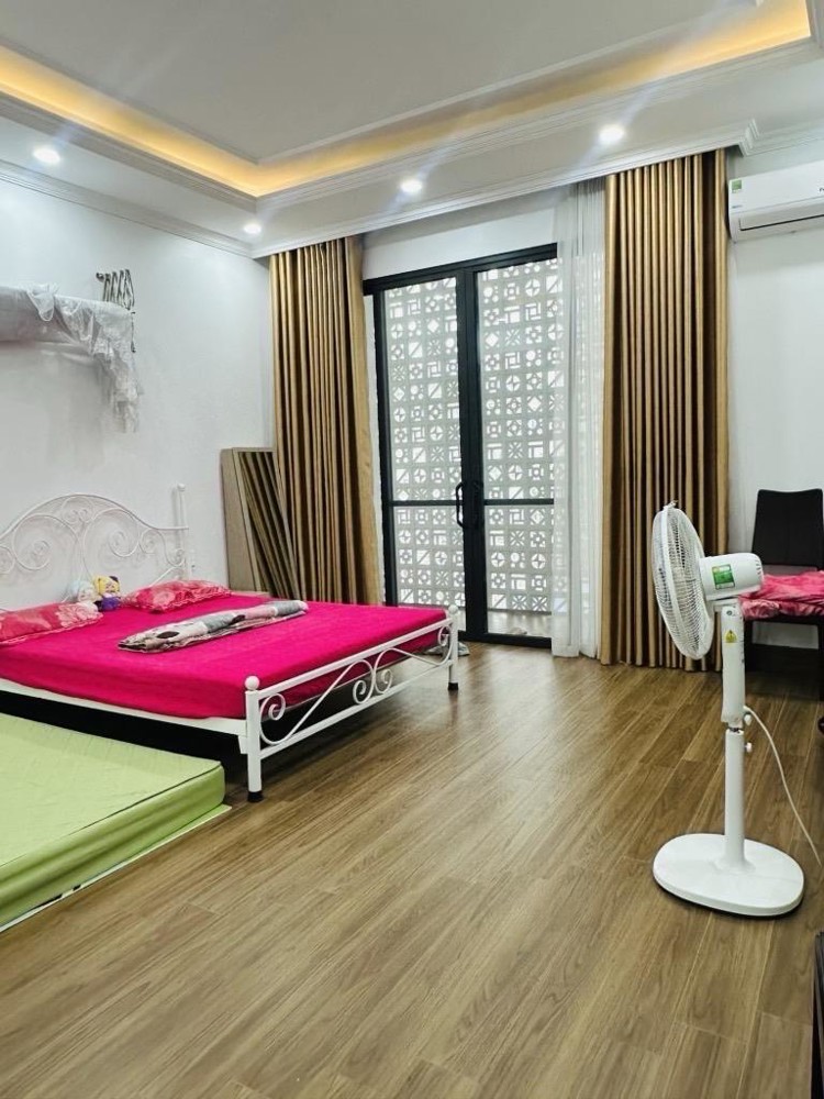 Nhà 2 mặt thoáng Thụy Phương 41m2, 5T, ô tô tránh