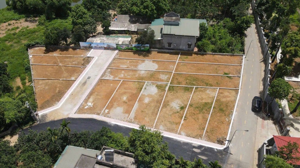Đất nền Láng Hòa Lạc giá 2.7 tỷ diện tích 100m2 gần bệnh viện Vinmec – Nguyễn Hùng BĐS - 0989333012