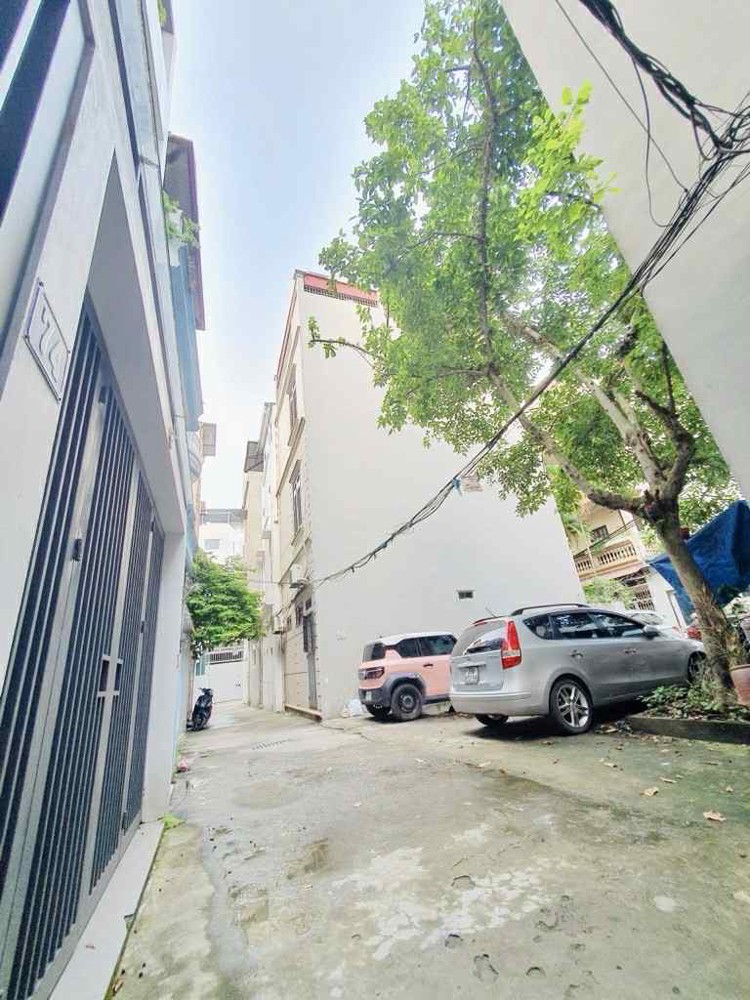 bán nhà Ngọc Lâm, 54m x 4 tầng, mặt tiền 5m, gara ôtô, kinh doanh, full nội thất