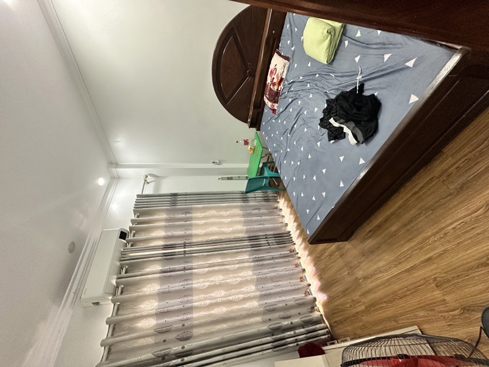 BÁN NHÀ GIA QUẤT, LONG BIÊN-35M- NHỈNH 6 TỶ( TL)