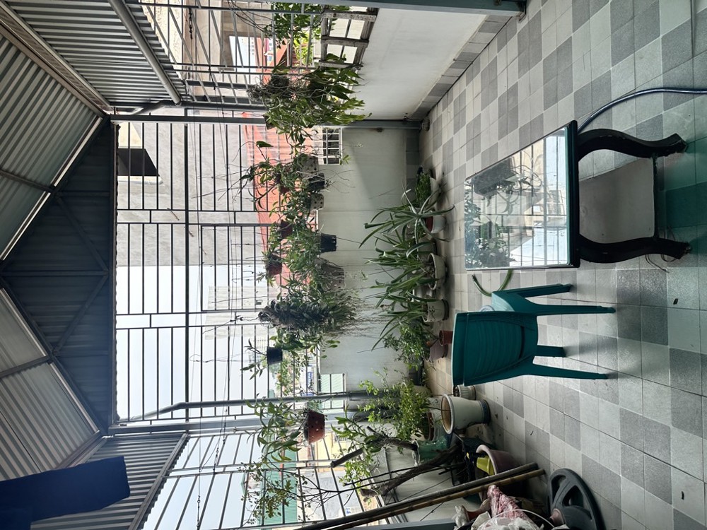 BÁN NHÀ GIA QUẤT, LONG BIÊN-35M- NHỈNH 6 TỶ( TL)