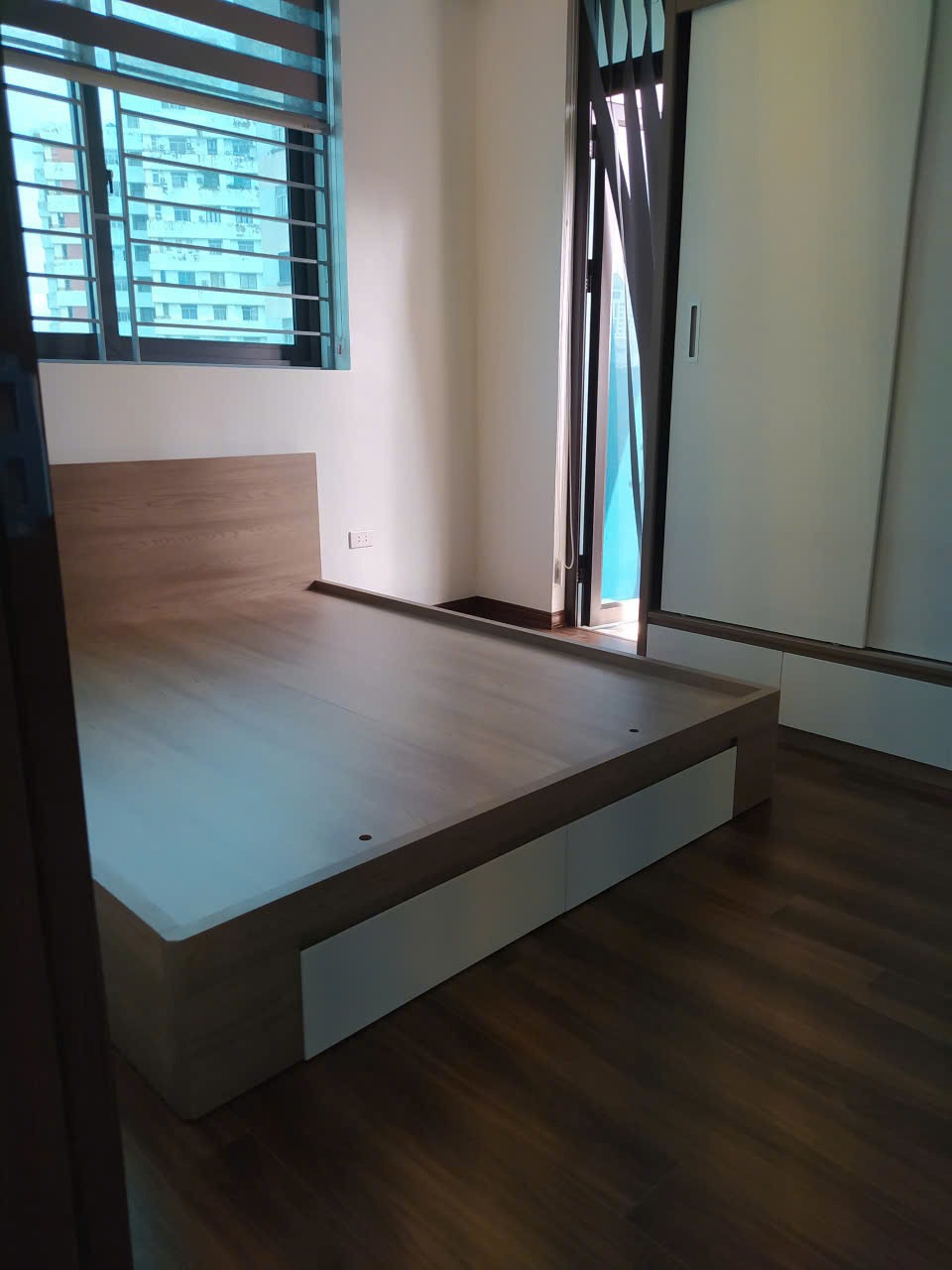 Bán căn hộ Trần Quý Kiên, Cầu Giấy - 60m² - 4.9 tỷ - Full Nội Thất