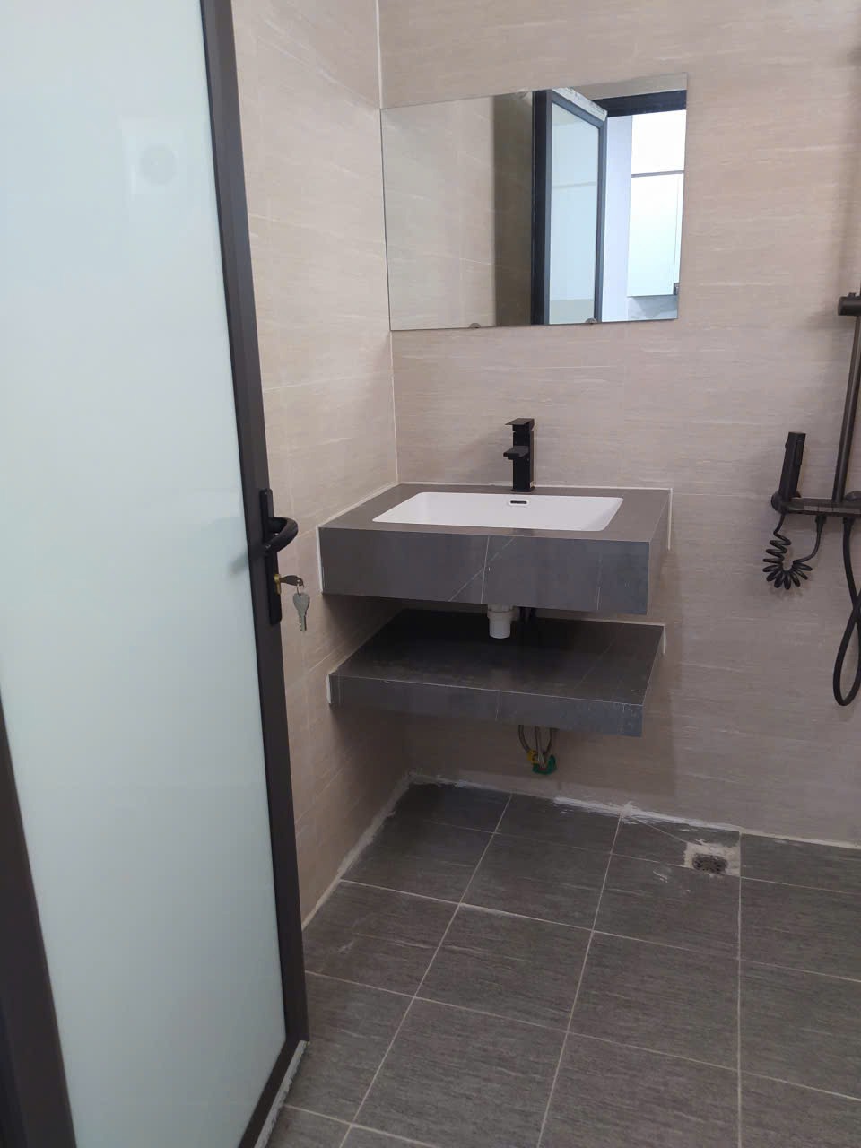 Bán căn hộ Trần Quý Kiên, Cầu Giấy - 60m² - 4.9 tỷ - Full Nội Thất