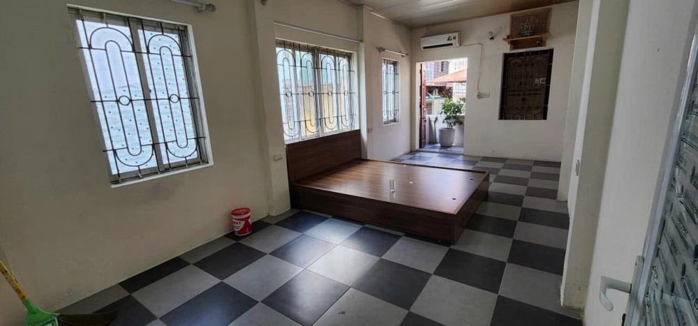 Cho Thuê Nhà 4 Tầng Vương Thừa Vũ, Thanh Xuân - Giá 16 triệu/tháng