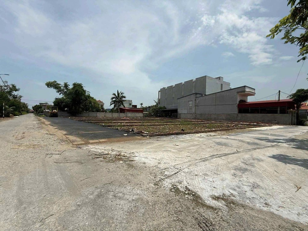 2.4 tỷ - 79.6m2 Hải Thành 2 Dương Kinh HP Zalo 0567222555