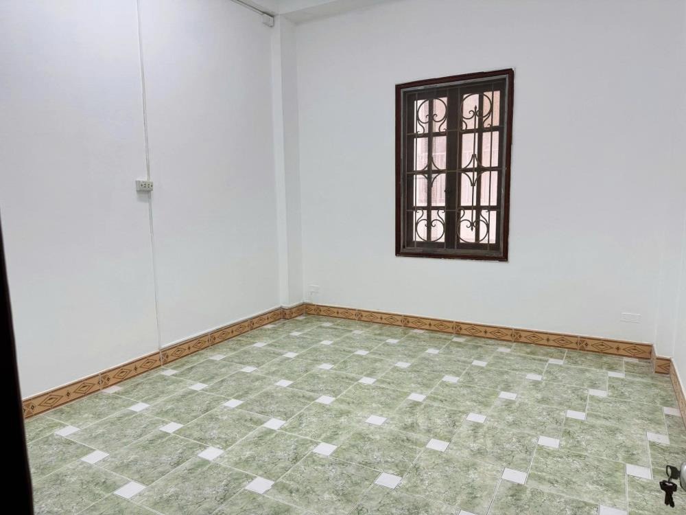 Cho Thuê Nhà 4 Tầng, Huỳnh Thúc Kháng, Đống Đa - 22tr/Tháng