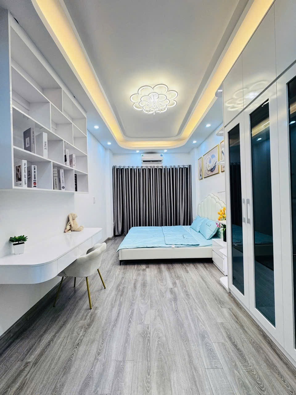 Nhà Mới Lò Đúc - 26m2, 5 Tầng, Giá 8.3 Tỷ - Vị Trí Đẹp