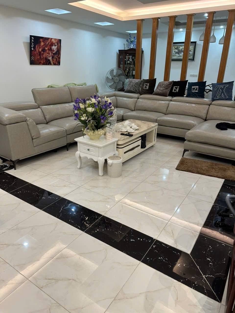 Chung Cư 136 Hồ Tùng Mậu: Căn Góc 4PN, Sân Vườn 25m², Giá 9.2 Tỷ