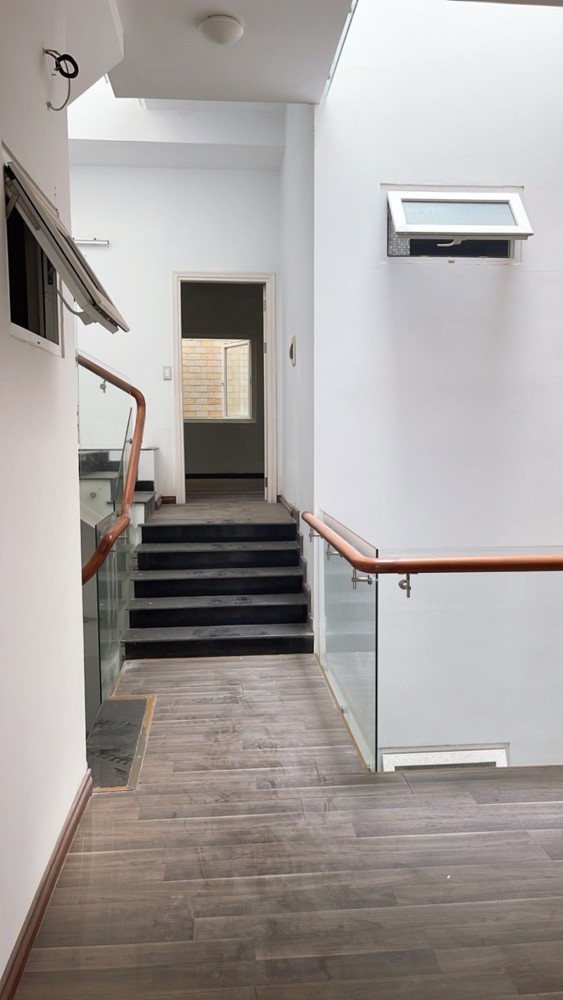 ♥ Mặt Tiền Man Thiện, đường 7.5m gần Sân Bay, 98m2, 4 mê đúc, Xịn Sò, 10.x tỷ