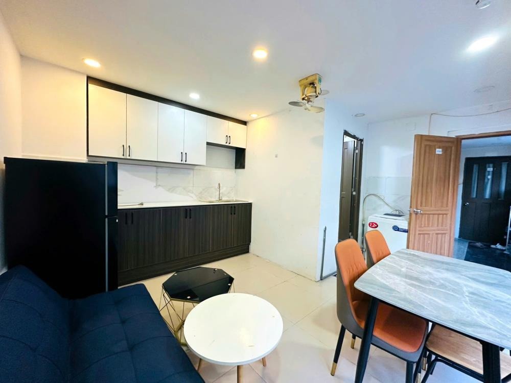 Nhà 5 Tầng, Cho Thuê CHDV, Dòng Tiền Tốt - Quận 10, TP.HCM