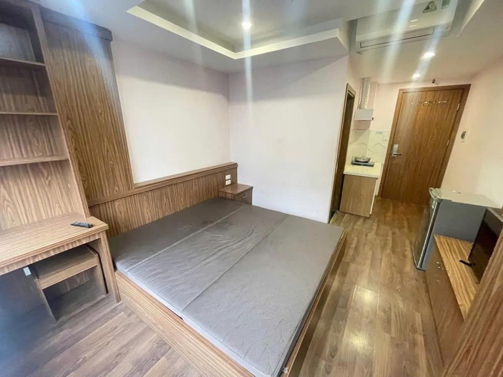 Cho Thuê/Bán Khách Sạn Mini 7 Tầng, 21 Phòng, Lê Văn Lương - Dòng Tiền 1.8 Tỷ/Năm
