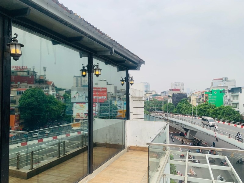 Bán Nhà Phố Trần Khát Chân - 50m² - 6 Tầng - Lô Góc 3 Thoáng - Giá 21.5 Tỷ