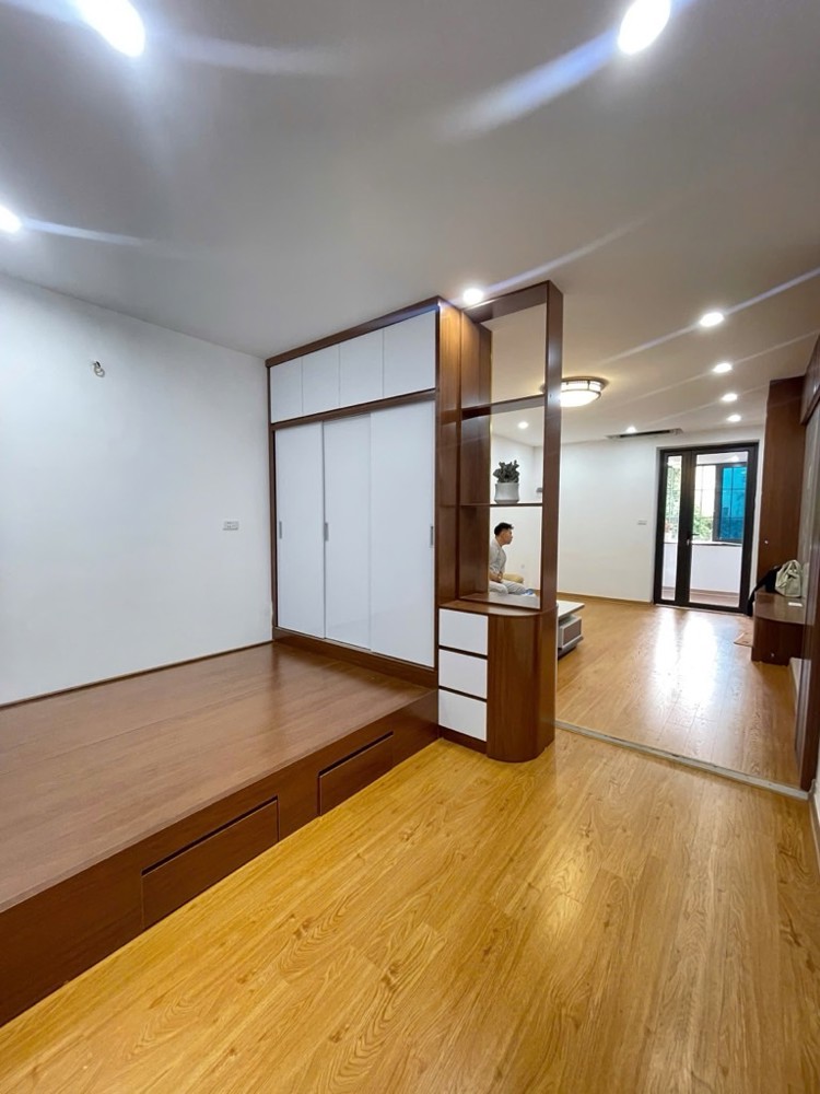 NHÀ TT TRUNG TÂM CẦU GIẤY-3 NGỦ-FULL NỘ THẤT-2 THOÁNG TRƯỚC SAU_ TẦNG 4-40.8/80M2- 4,35 TỶ