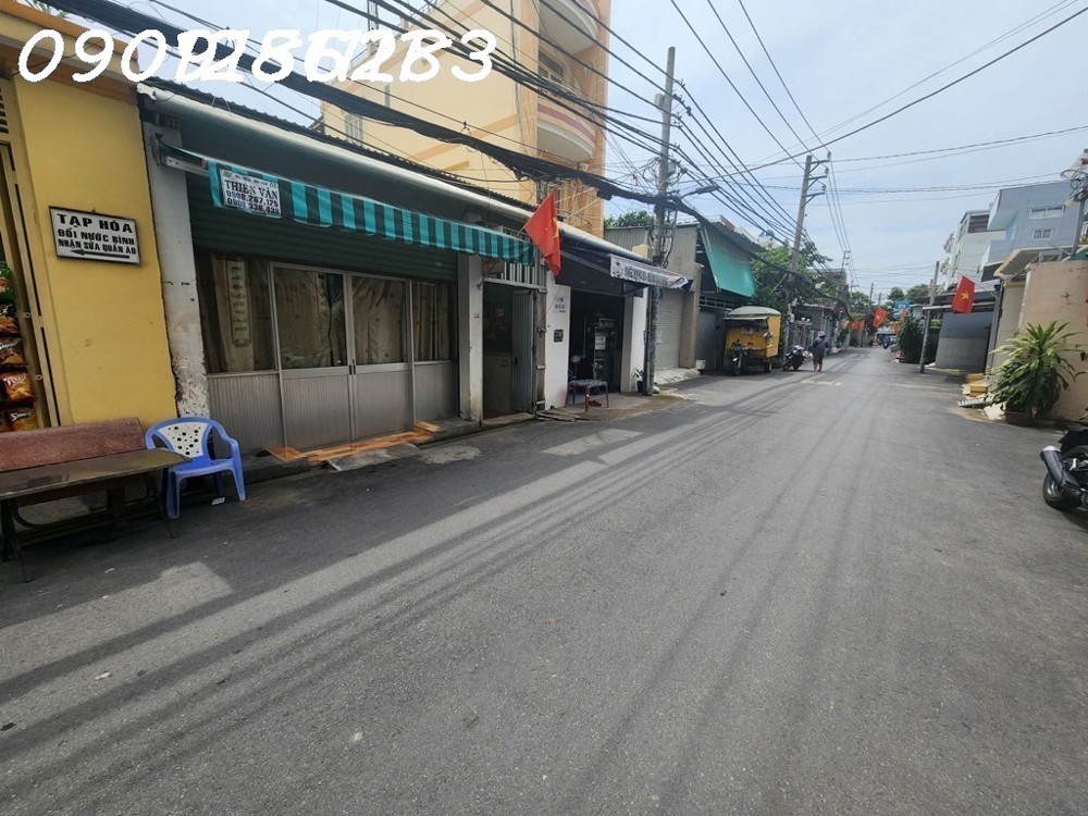 BÁN GẤP- NHÀ MẶT TIỀN-168M2- NGAY TT QUẬN 7- CHỈ HƠN 8 TỶ