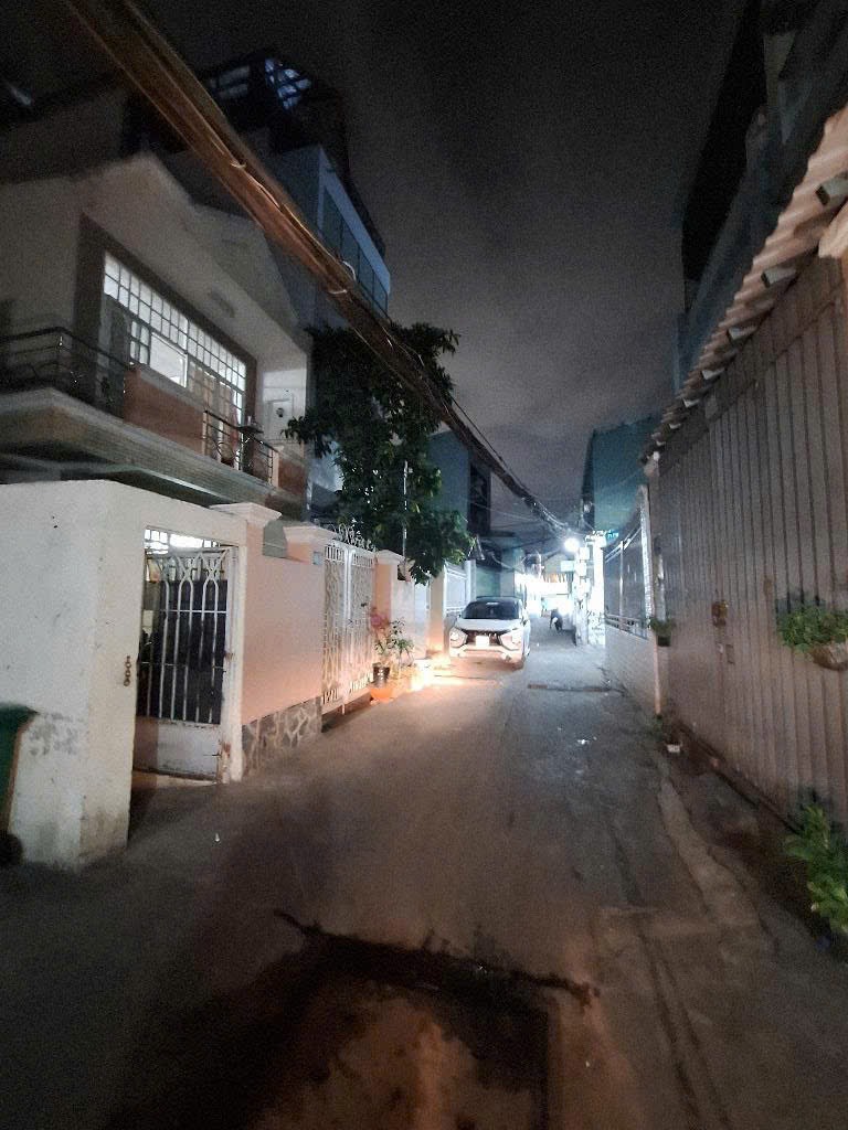 Bán Nhà HXH 73.1m2 Giá 8.3 Tỷ - Nguyễn Thị Thập, Quận 7