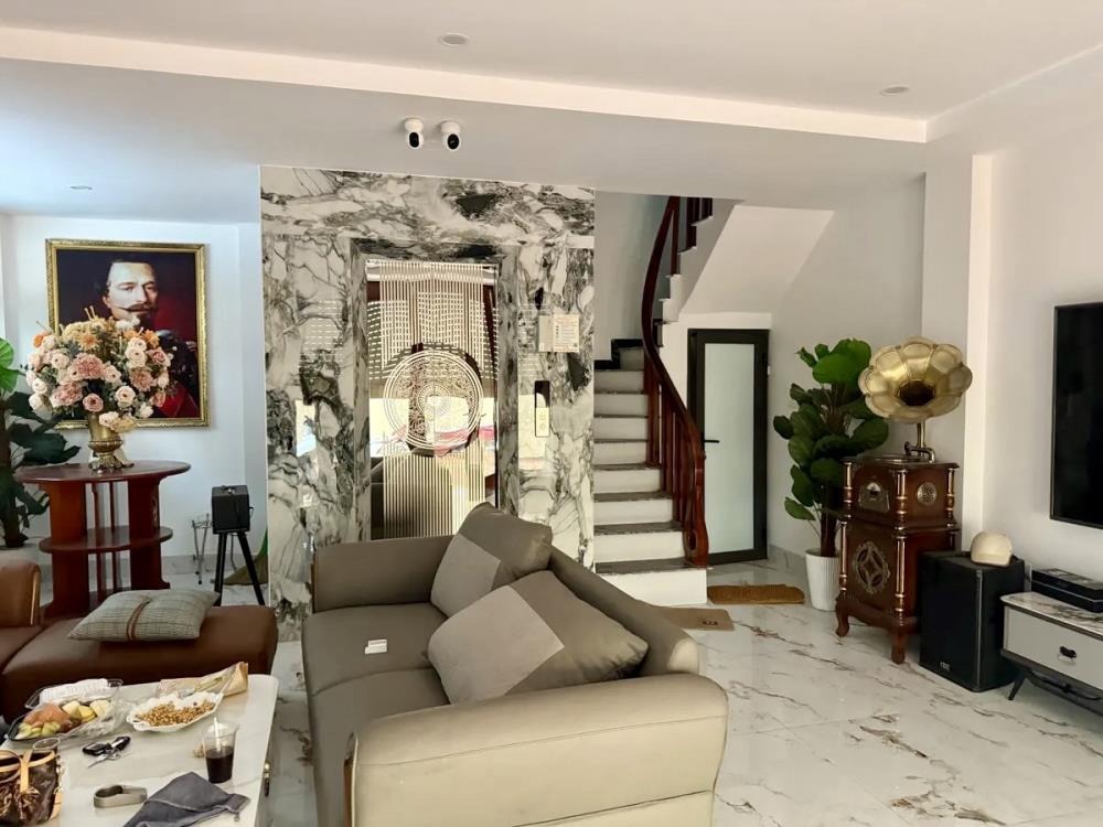 Bán nhà phân lô Vũ Tông Phan, Thanh Xuân - 7 tầng, thang máy, ô tô tránh - Giá Tốt