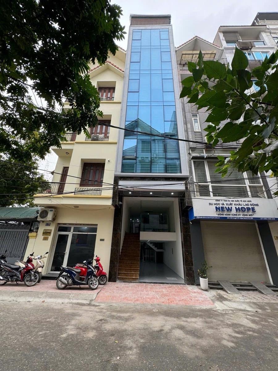 Mặt Ngõ Thái Hà - Vị Trí Đắc Địa - Kinh Doanh - 108m² - 7 Tầng - Thang Máy