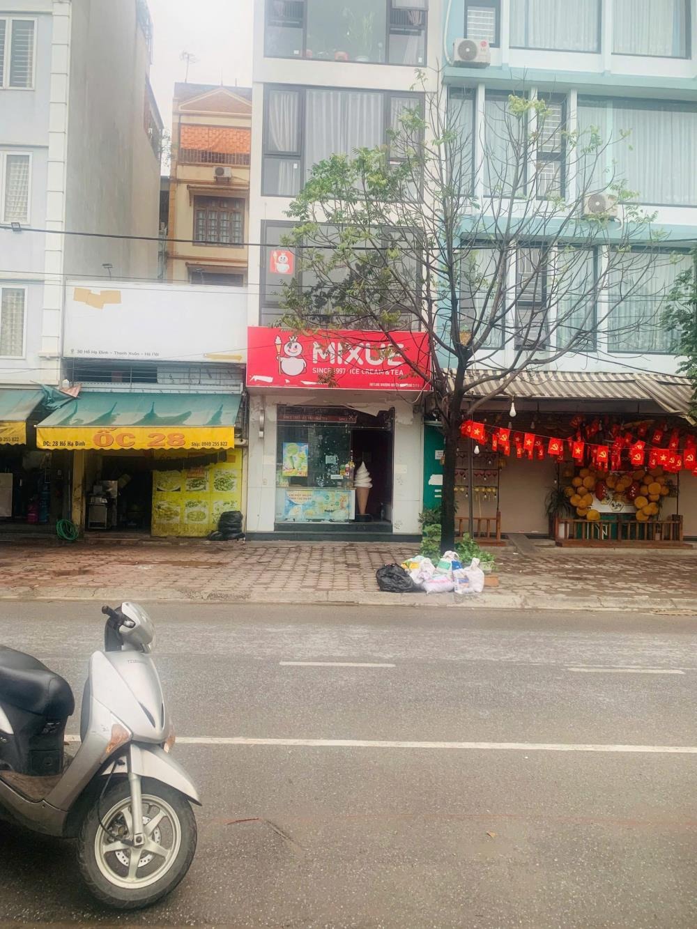 Cho Thuê Nhà 4.5 Tầng, Thang Máy, 2 Mặt Đường Ven Hồ Hạ Đình, Thanh Xuân, Hà Nội