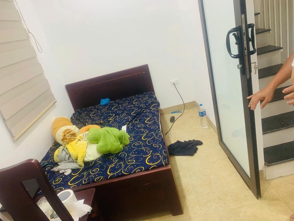 Cho Thuê Nhà 4.5 Tầng, Thang Máy, 2 Mặt Đường Ven Hồ Hạ Đình, Thanh Xuân, Hà Nội