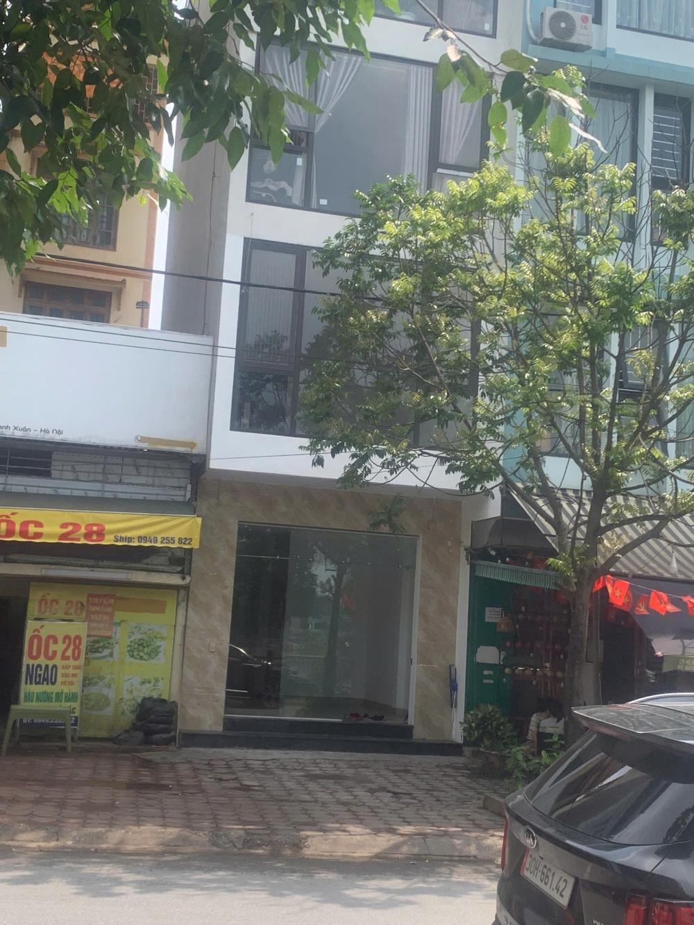 Cho Thuê Nhà 4.5 Tầng, Thang Máy, 2 Mặt Đường Ven Hồ Hạ Đình, Thanh Xuân, Hà Nội