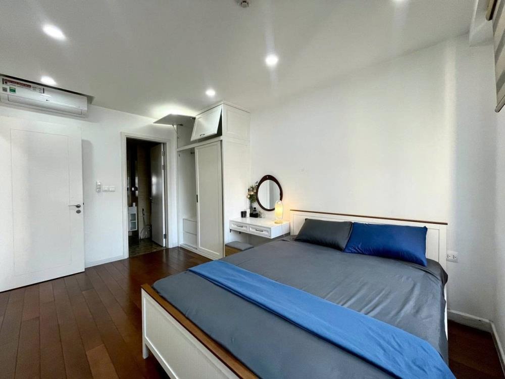 Bán căn hộ Vinhomes D’Capitale 3PN - C6 - 110m2 - Nội thất cao cấp, View đẹp