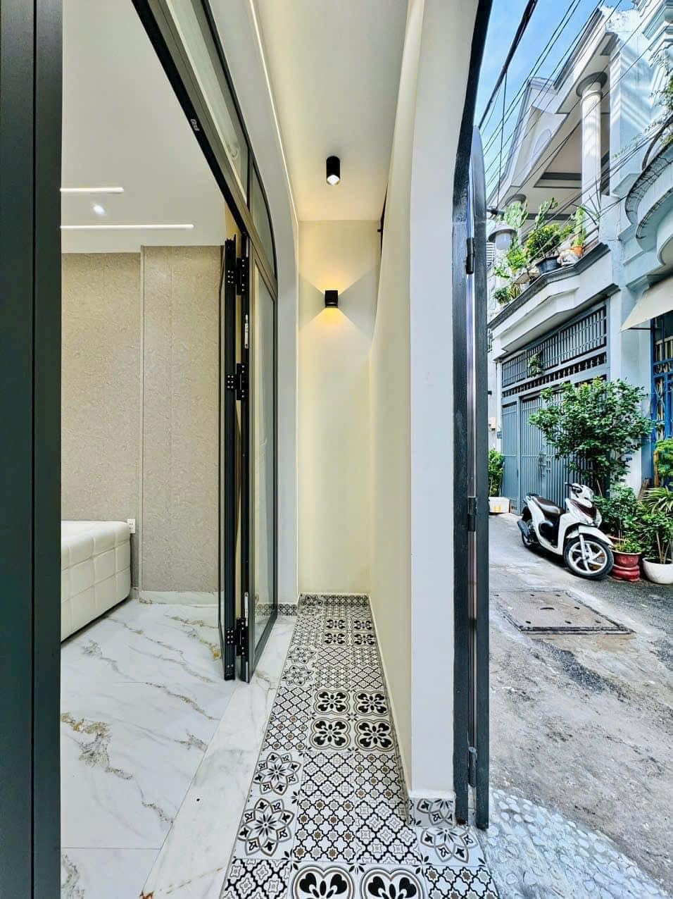 Bán nhà 3 lầu, ngay chợ Hạnh Thông Tây, Lê Văn Thọ, Gò Vấp - 2 tỷ 450
