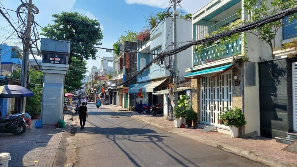 Cho Thuê Mặt Tiền Kinh Doanh 97 Phong Phú, Quận 8 - 17 Triệu/Tháng