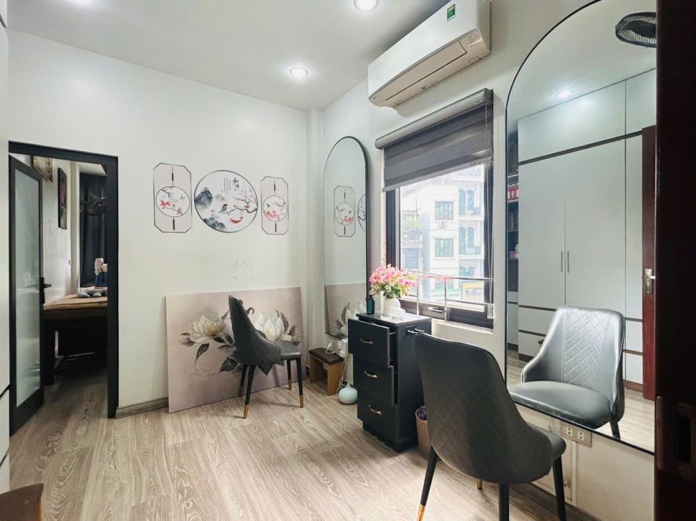 Bán nhà phố Bạch Mai - Vị trí đắc địa, dòng tiền ổn định - 32.6 tỷ