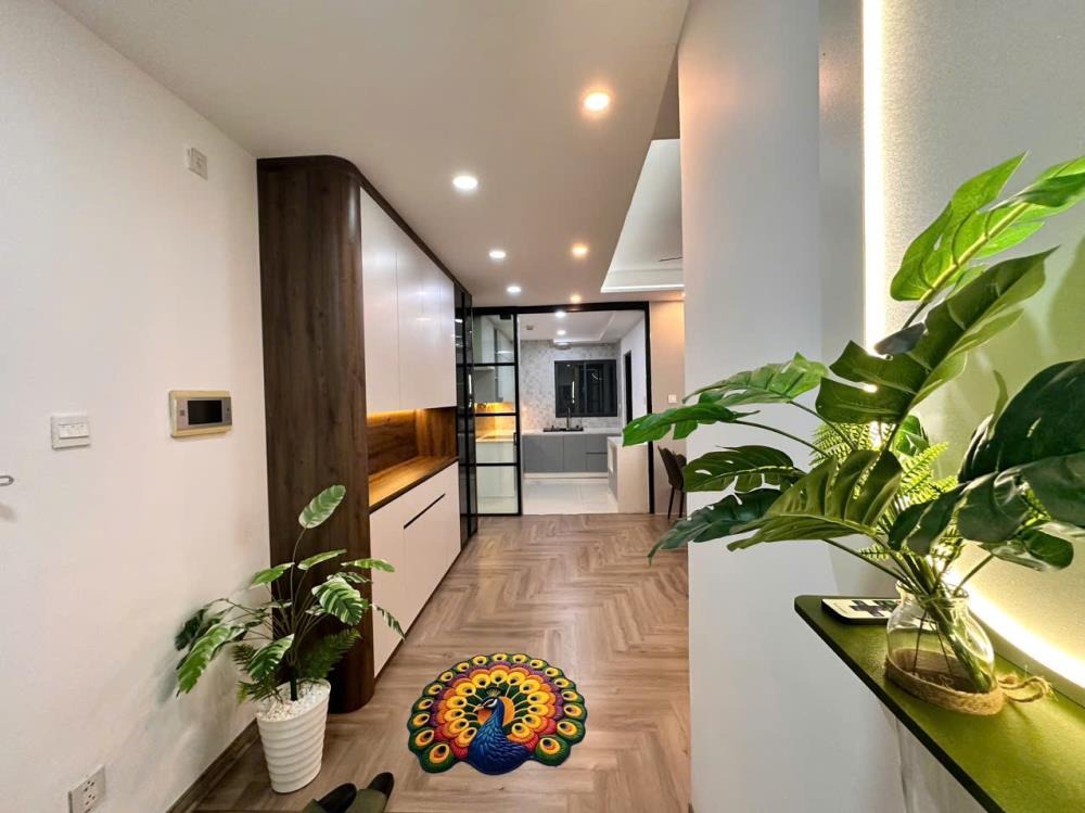 Bán Gấp Căn Hộ 3PN Mulberry Lane 124m2 - Giá Chỉ 8.x Tỷ