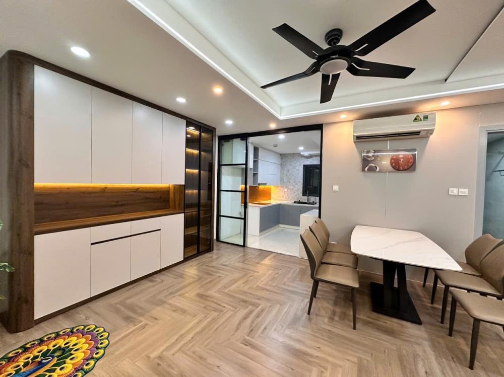 Bán Gấp Căn Hộ 3PN Mulberry Lane 124m2 - Giá Chỉ 8.x Tỷ