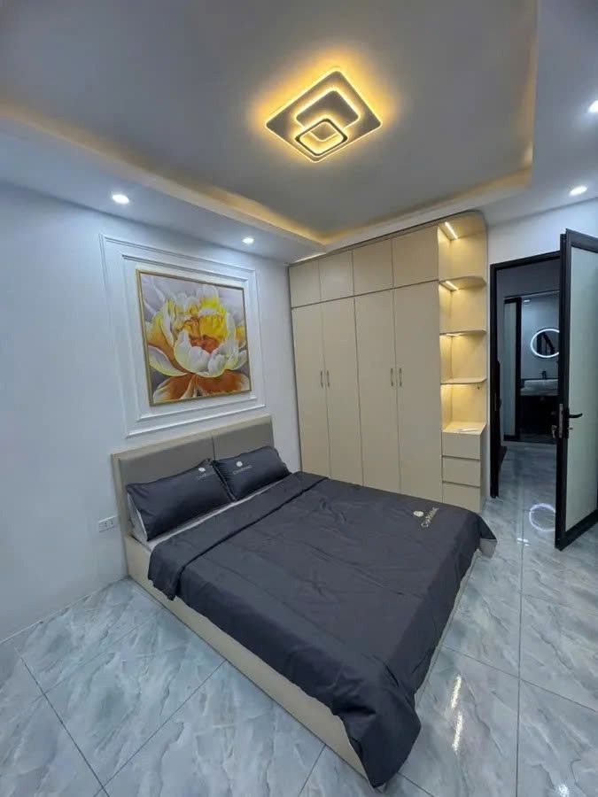 Bán nhà mặt ngõ Đê Tô Hoàng - Bạch Mai, 30m2, 3 tầng, giá 6.3 tỷ