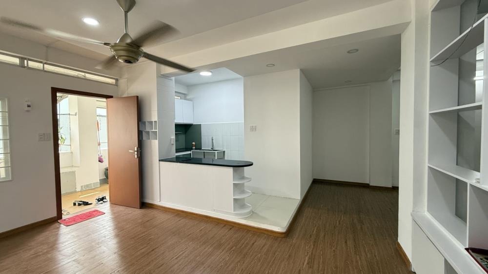 Căn hộ 2PN Phan Văn Trị, Bình Thạnh - 74m2, Giá 3.4 tỷ - Vào Ở Ngay