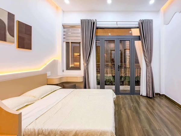 Nhà Đường Nguyễn Đình Chính Quận Phú Nhuận Cũ