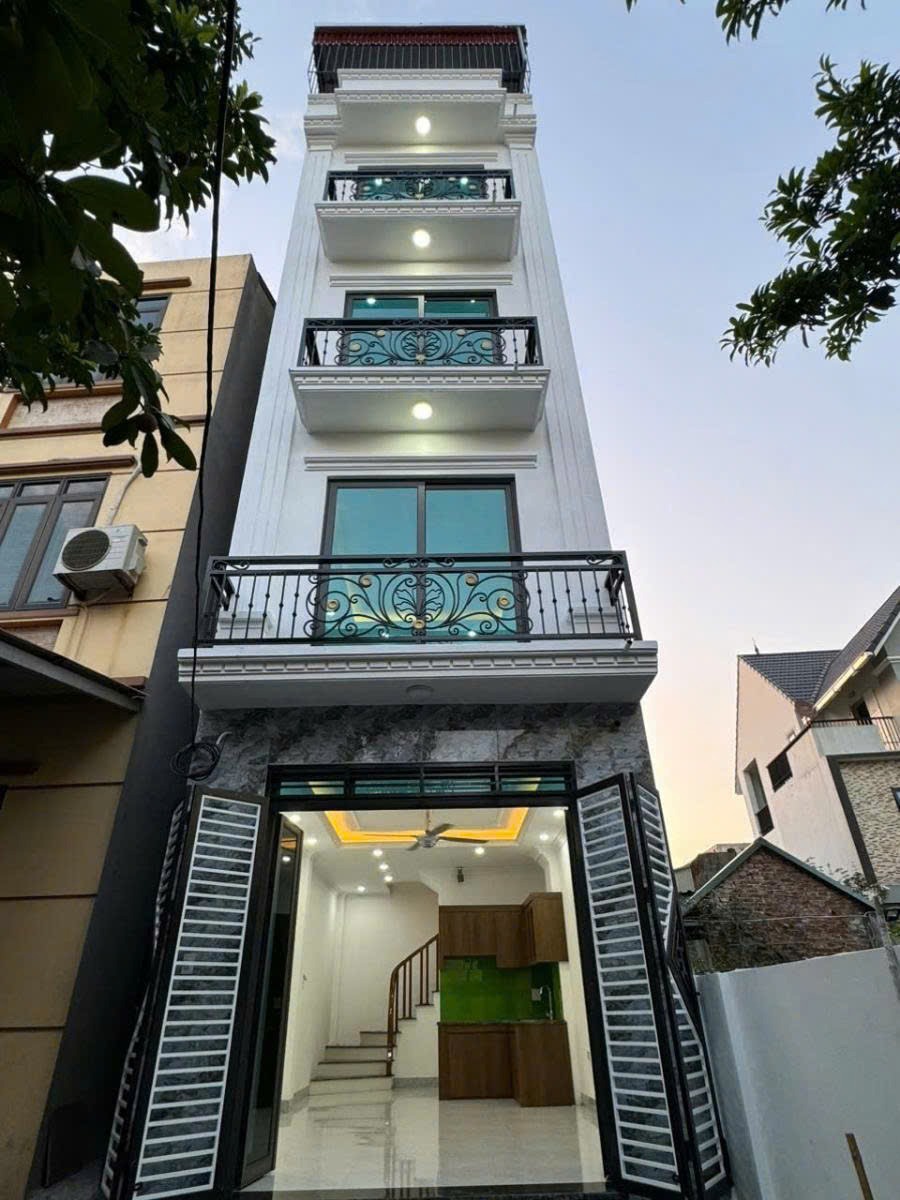 Bán nhà 3 mặt thoáng, ô tô đỗ cổng - Yên Nghĩa, Hà Đông | Giá 5.6 tỷ
