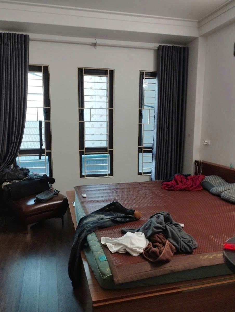 Bán nhà lô góc Hà Đông 35m2, Ô tô vào nhà, Nội thất đầy đủ, Giá 6.8 tỷ