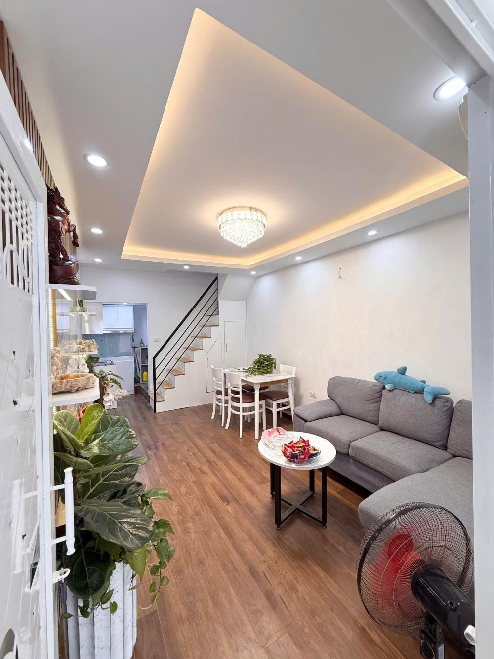 Nhà Mới 5 Tầng Bắc Từ Liêm - 35m2, Mặt Tiền 3.5m - Full Nội Thất - Giá 6.X Tỷ