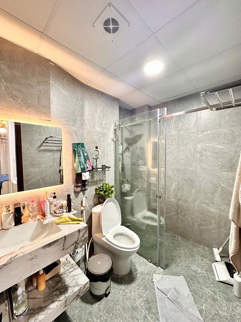 Siêu phẩm 7 Tầng, Thang Máy, Gần Hồ Tây - Nội Thất Xịn, Vị Trí Đắc Địa
