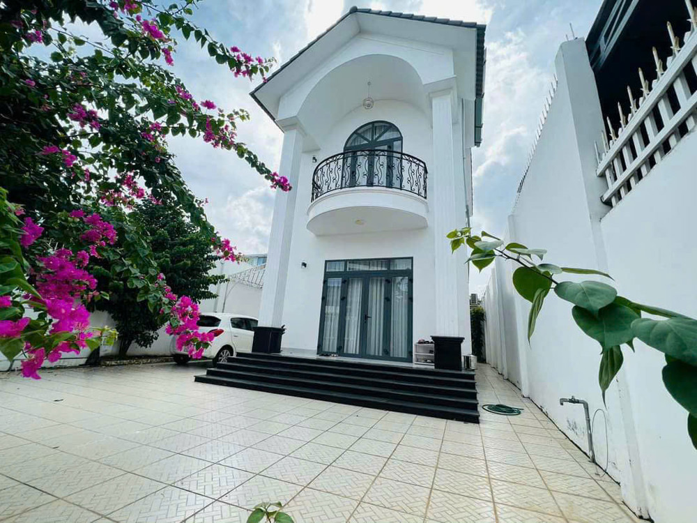 Biệt Thự Mái Thái 200m Thổ Cư 160m Giá Rẻ Hơn Thị Trường Nhỉnh 6 Tỷ Biệt Thự Mái Thái 200m Thổ Cư 160m Giá Rẻ Hơn Thị Trường Nhỉnh 6 Tỷ