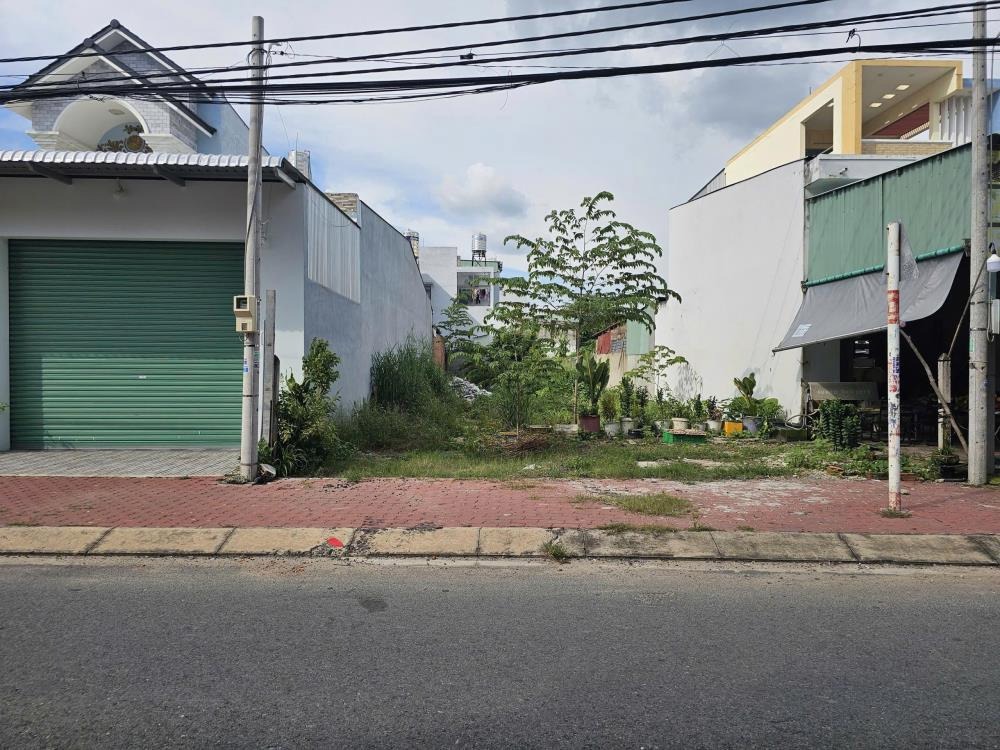 Bán Đất Nền Củ Chi Mặt Tiền Đường Nhựa 180m2 - Giá 750Tr