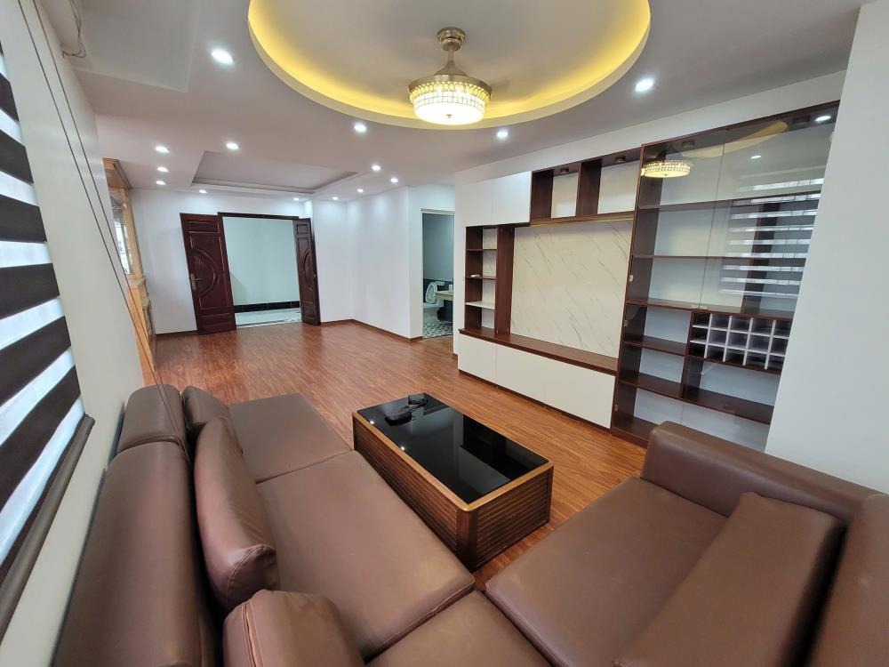 Bán Căn Hộ 3PN, 117m² CT6 Văn Khê: Full Nội Thất, Giá 5.95 Tỷ
