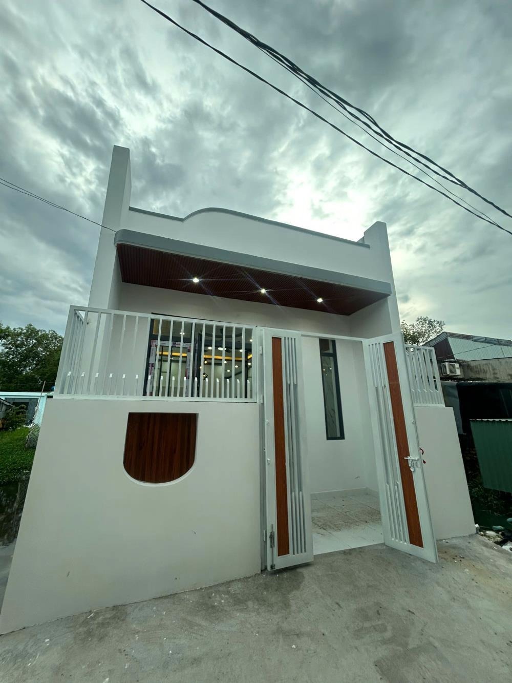 Bán Gấp Nhà Sổ Hồng Riêng Hóc Môn - Giá 959tr